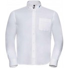 color:white